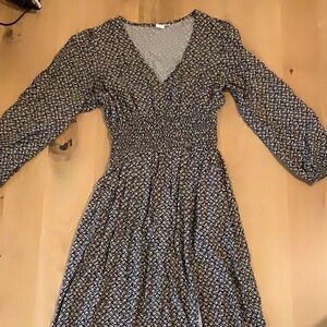 GAP Black and White Long Sleeve Dress